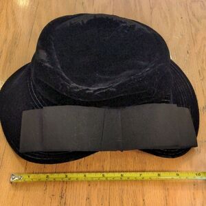 Elegant Black Velvet Hat with Bow